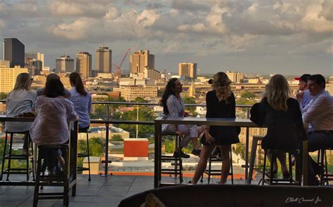 Hot Tin Rooftop Bar At The Pontchartrain Hotel New Orlean Flickr