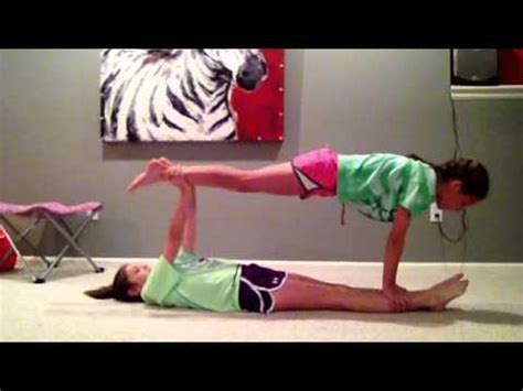 Here's the ultimate yoga pose directory featuring 101 popular yoga poses (asanas) for beginners, intermediate and advanced yogis. Easy stunts for beginners (2 and 3 people) - YouTube