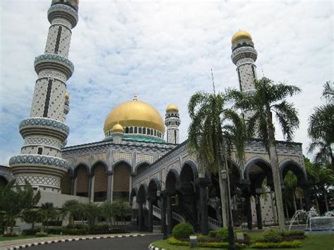 Jame Asr Hassanil Bolkiah Mosque Bandar Seri Begawan Brunei Darussalam Address Religious