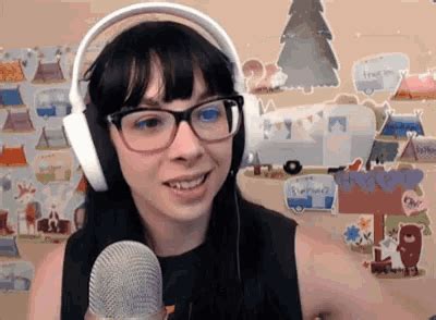 Twitch Streamer GIF Twitch Streamer Streaming Discover Share GIFs