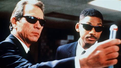 Men In Black 20th Anniversary What You Never Knew About Hit Movie