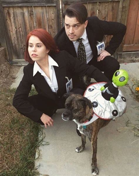 27 Insanely Clever Tv Halloween Costumes Halloween 2018 Matching