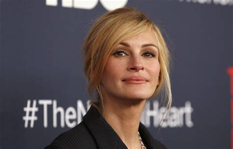 Julia Roberts Recites Lines From Pretty Woman And Notting Hill Time