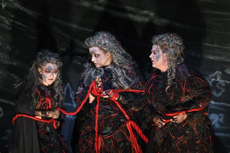 claudia huckle lise davidsen and irmgard vilsmaier as norns in götterdämmerung the royal opera