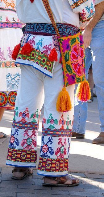 Beautiful Huichol Clothing Cultura De Mexico Trajes Tipicos De