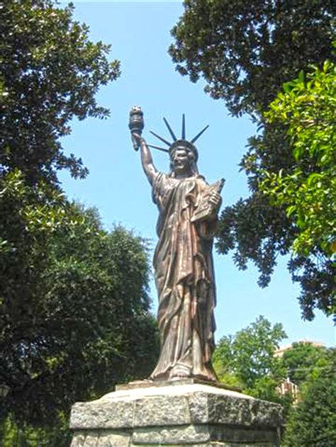 Most People Dont Know Theres A Little Statue Of Liberty In South