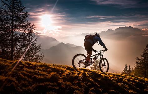 20 Perfect 4k Desktop Wallpaper Cycling You Can Use It Without A Penny