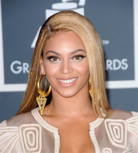Szimmetria Ellenséges Használat Beyonce Short Blonde Hair Állapot