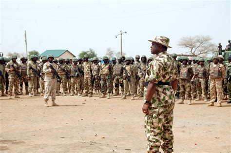 Nigeria Military Leaders Faulted In Fighting Militants Are Fired The New York Times