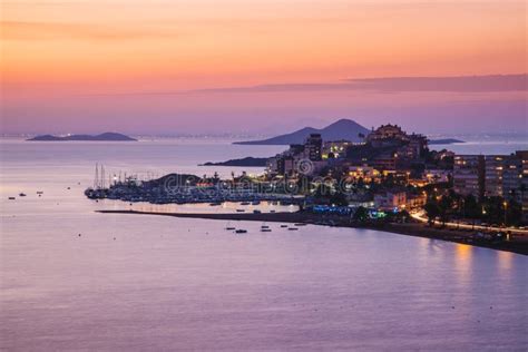 La Manga Del Mar Menor Skyline En La Noche Murcia Foto De Archivo