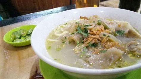 Gambar tentang Kuliner Bandung, 5 Rekomendasi Tempat Makan Mie Kocok Enak