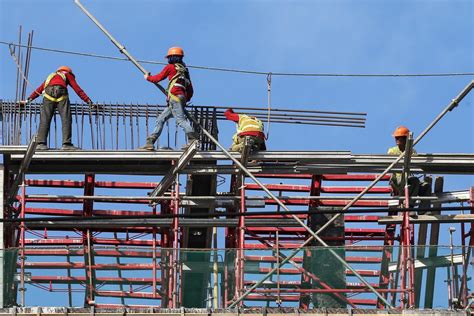 Complete ‘build Build Build Projects By 2022 Duterte