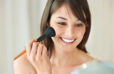 How To Make Makeup Last All Day 7 Tricks And Techniques Beauty Tips Every Girl Should Know