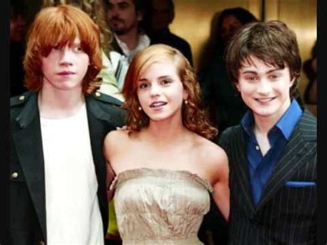 Harry potter hermione granger ron weasley draco malfoy. Harry Potter - Hermione Granger - Ron Weasley - YouTube