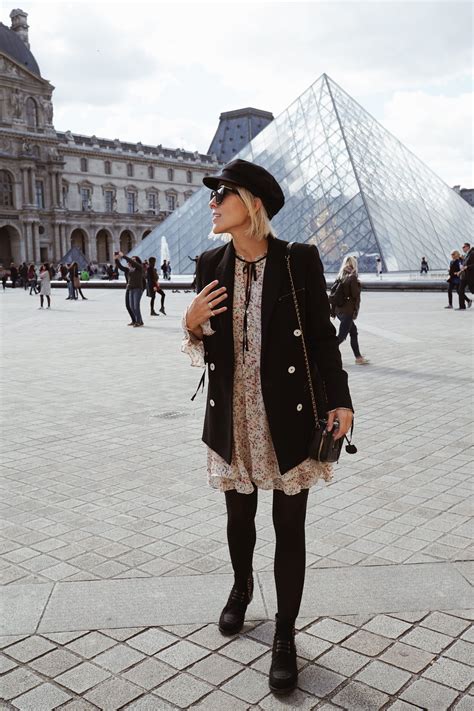 When In Doubt What To Wear In Paris Damsel In Dior Paris Outfits What To Wear In Paris