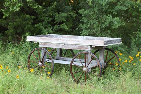 Farm Cart Southern Elegance Vintage And Specialty Rentals