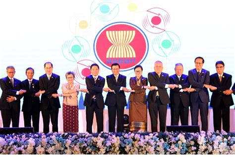 Đài tiếng nói việt nam (vov) và đài truyền hình kỹ thuật số (vtc) là đơn vị nắm giữ bản quyền phát sóng trực tiếp các trận đấu của đội tuyển việt nam tại vòng loại world cup 2022 khu vực châu á, trong đó có trận đấu giữa việt nam vs malaysia. Cộng đồng Kinh tế ASEAN 2025: Cơ hội và thách thức mới đối ...