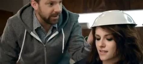 Daniel jason sudeikis (born september 18, 1975 in fairfax, virginia) is an american actor, comedian, and screenwriter. Kristen Stewart y Taylor Lautner sufren en los videos de ...