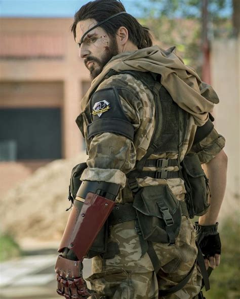 A big boss picture that looks closer to what solid snake looks like. Amazing venom snake cosplay! | Metal gear