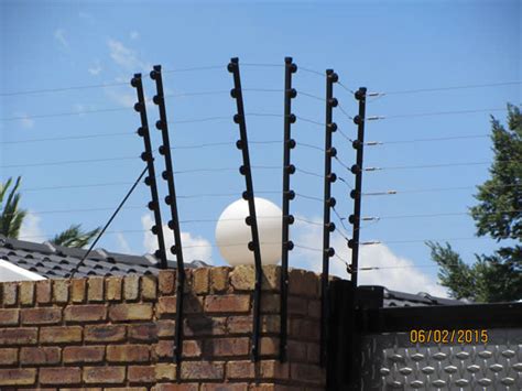 Friendly electric fencing advice & post sales support. Electric Fencing Installations and Maintenance East Rand ...