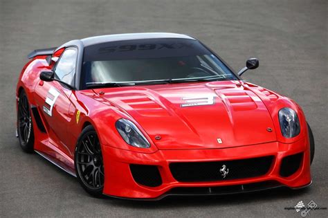 Video Ferrari 599xx Driven By Autocar