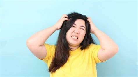 Cacar air timbul karena serangan virus ini adalah gerakan refleks dan tidak disengaja. Atasi Kulit Kepala Gatal, Rambut Bebas Ketombe dengan ...
