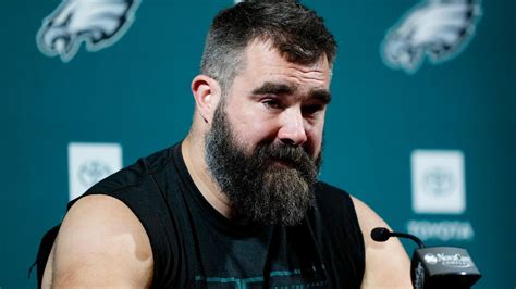 Jason Kelce Shows Us What An Involved Father Can Do For His Children Cnn
