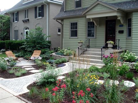 Dibawah nanti akan diberi rekomendasi jasa desain taman yang paling recommended. 65 Desain Taman Depan Rumah Mungil Minimalis ...