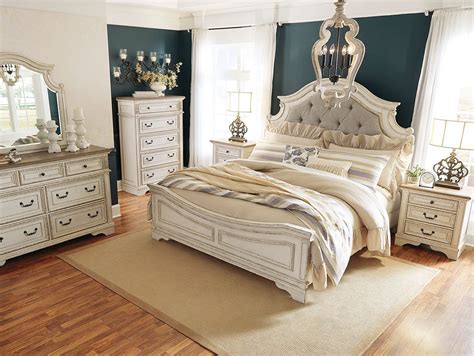 Our ashley furniture bedroom sets are packed with style, value and variety for trendy bedroom seekers. Realyn Panel Bedroom Set Signature Design | Furniture Cart