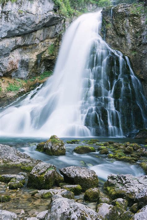 Large Beautiful Waterfall In Golling Austria Del Colaborador De