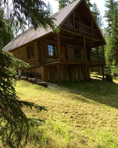 Search log homes and log cabins throughout rural america including rustic log homes, new log homes, timber frame homes, hunting and fishing cabins, mountain cabins, vacation cabins and more offered by united country real estate. Montana Log Cabin For Sale - Cozy Homes Life