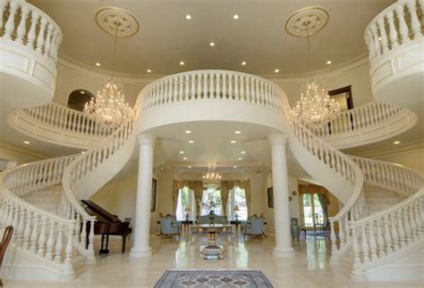 These Staircases Are The Definition Of Luxurious Preview