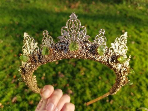 Titania Peridot Gemstone Wedding Tiara Antique Gold Etsy Peridot