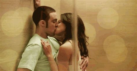 Couples Kissing  Find And Share On Giphy