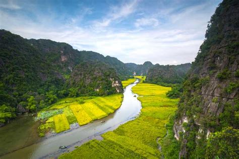 Hanoi Hoa Lu Trang An Caves And Mua Cave Day Trip And Lunch Getyourguide