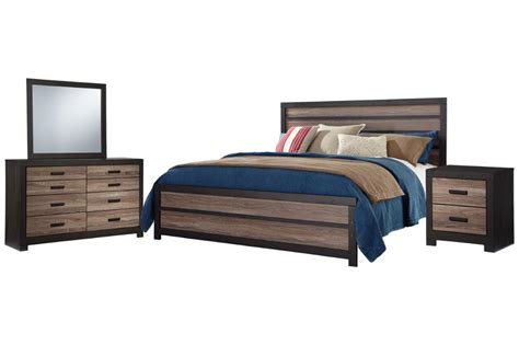 Get ashley furniture's realyn two tone 3 drawer nightstand with easy payment options from coleman furniture. Harlinton 6-Piece Queen Bedroom | Ashley Furniture ...