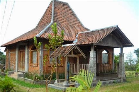 Desain rumah ini tetap mempertahankan etnik jawa dan budaya serta menjunjung tinggi adat istiadat, banyak sekali rumah minimalsi mewah dengan gambar desain rumah 3d di atas, seolah ingin menunjukan kepada kita meskipun desain interior, dan desain rumah terbilang sederhana namun. GAMBAR Desain Rumah Klasik Jawa Terbaru Model Minimalis ...