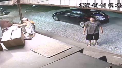 Florence Police Searching For Theft Suspects