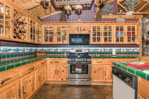 Lakefront Log Cabin on Big Bear Lake~BigBearPropertyList.com