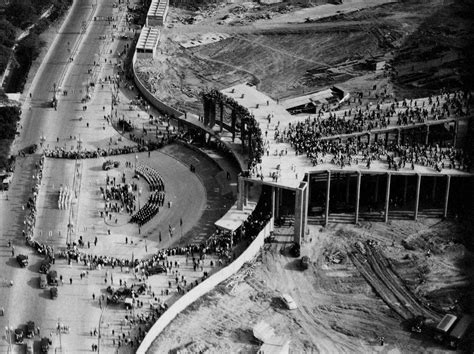 Nur eins fehlte 1950 noch zum glück: Inauguração do Maracanã #1950 | Rio de janeiro, Brasil ...