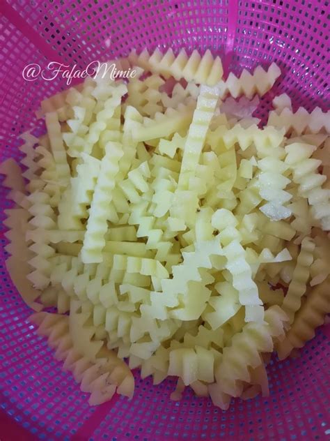 Potong kentang bentuk jejari 2. Kentang Goreng Homemade, Tip 'Special' Jadi Lagi Rangup ...