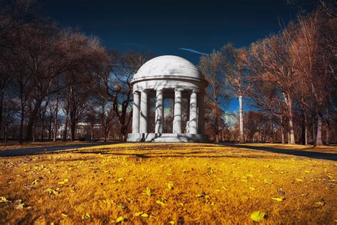 District Of Columbia War Memorial Washington Dc Raymond Flickr