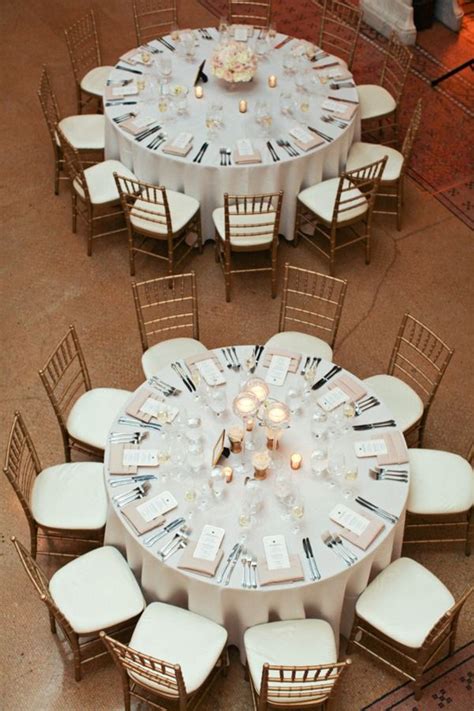 I Like The Difference In Centerpieces Between These Two Tables Via