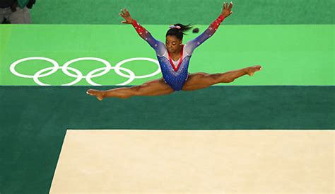 Visit simone biles' profile and read the full biography, watch videos and read all the latest news. Viertes Gold für Simone Biles