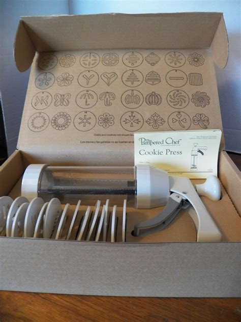 Pampered Chef Cookie Press 1525 W16 Disks In Box Ebay