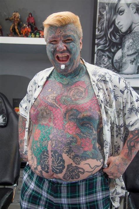 britain s most tattooed man says shallow women make it hard to find love ladbible