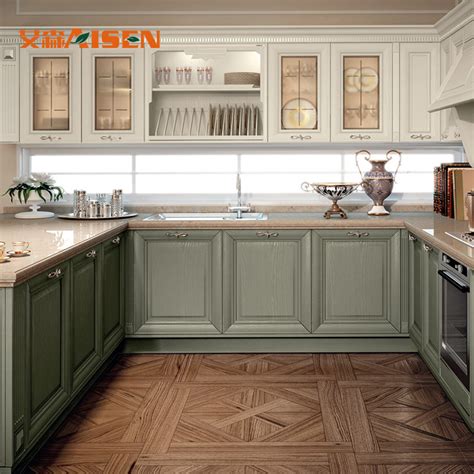 China Suppliers New Model Classic Solid Wood Kitchen Cabinet China