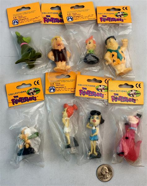 Lot 1993 Lot Of 8 Hanna Barbera Flintstone Figures Unopened