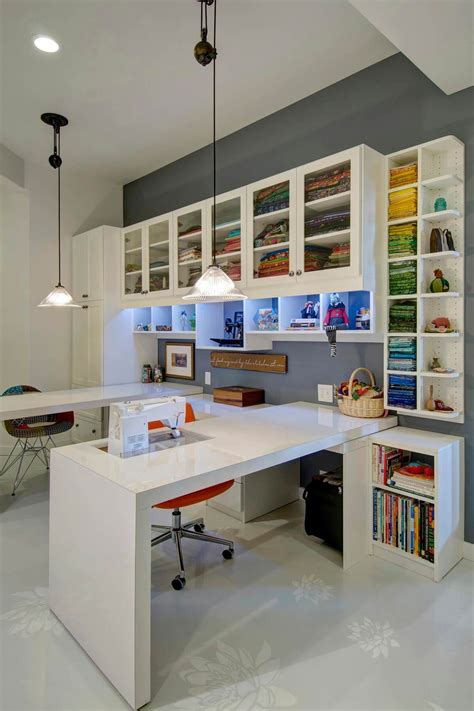 Their craft room is one of my favorites, and i love how they styled their shelves! 23 Craft Room Design Ideas (Creative Rooms) | Sewing room ...