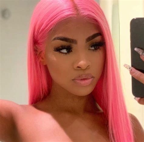 She So Pretty 😰 Discovered By 𝐕𝐥𝐨𝐧𝐞 On We Heart It Black Girl Pink